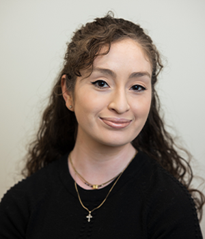 RESEARCH ASSOCIATE RAQUEL HERNANDEZ headshot